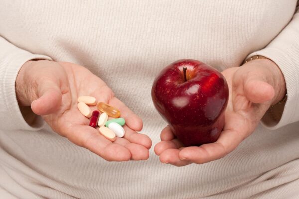 Pastilele pentru slăbit și gustările: cum adaptezi alegerile alimentare în timpul tratamentului